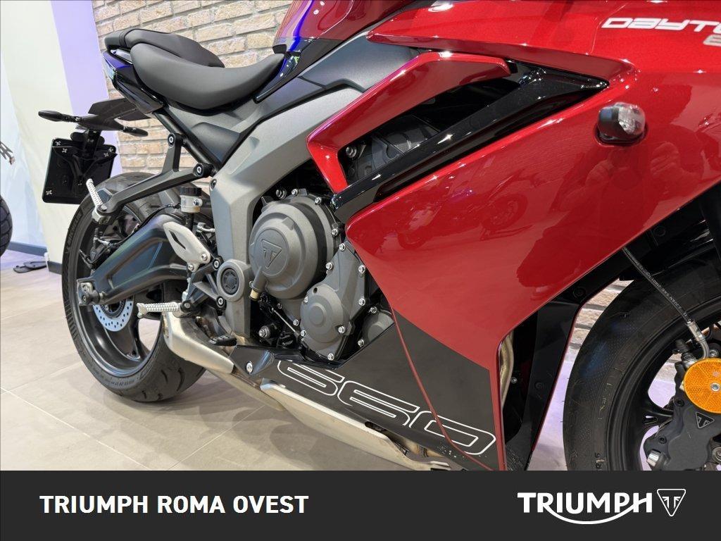 TRIUMPH Daytona 660 Abs