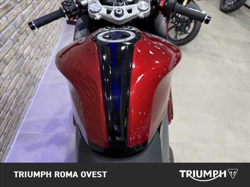 TRIUMPH Daytona 660 Abs