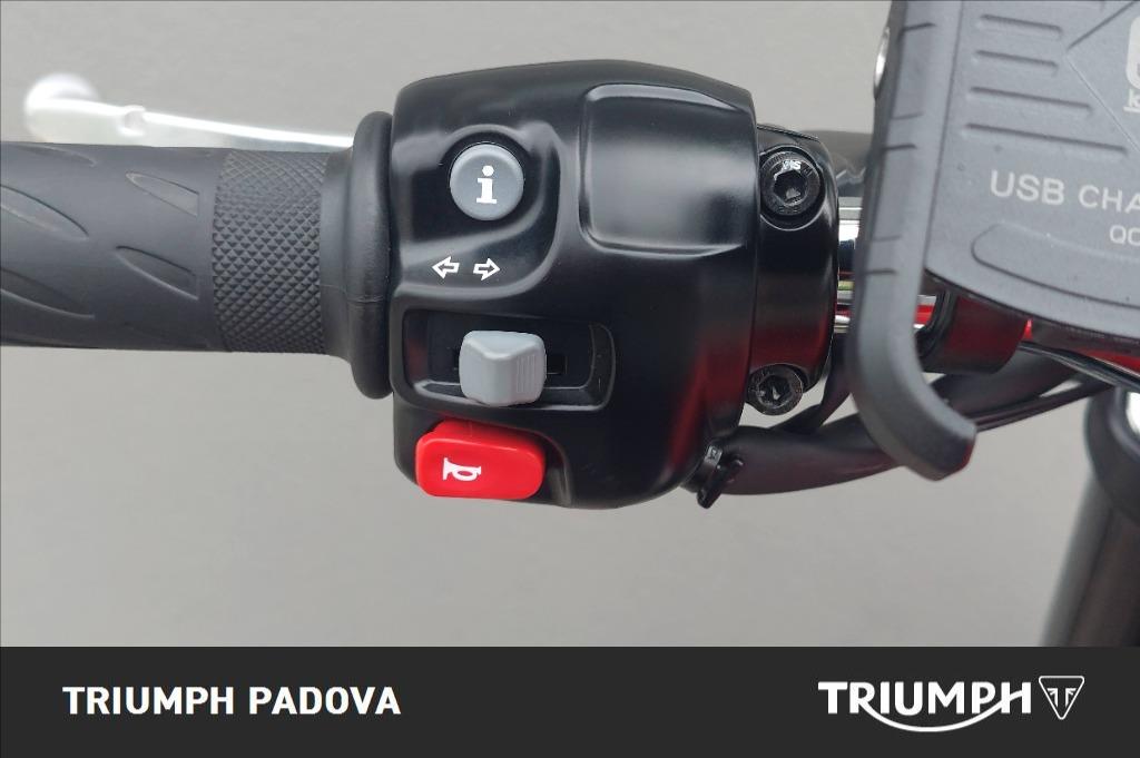 TRIUMPH Bonneville 900 T100 E5