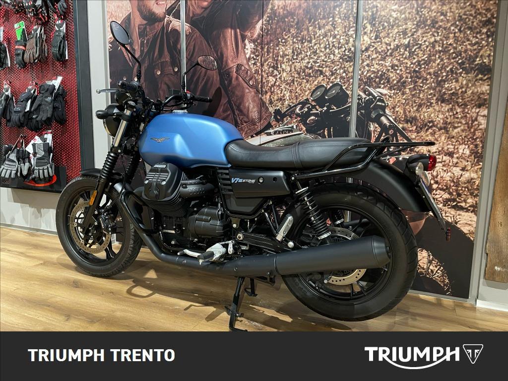 MOTO GUZZI V7 III 750 Stone Abs