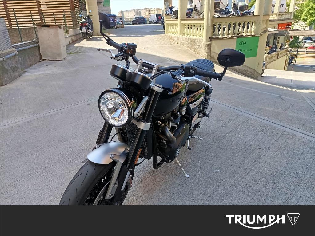 TRIUMPH Speed Twin 1200 Stealth Edition Abs