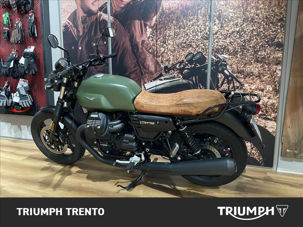 MOTO GUZZI V7 III 750 Stone Abs