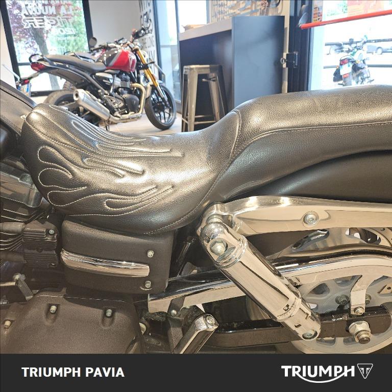 HARLEY DAVIDSON Dyna Fat Bob 1584 