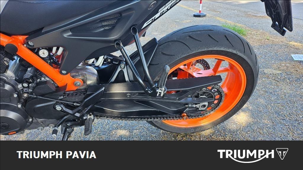 KTM 890 Duke R