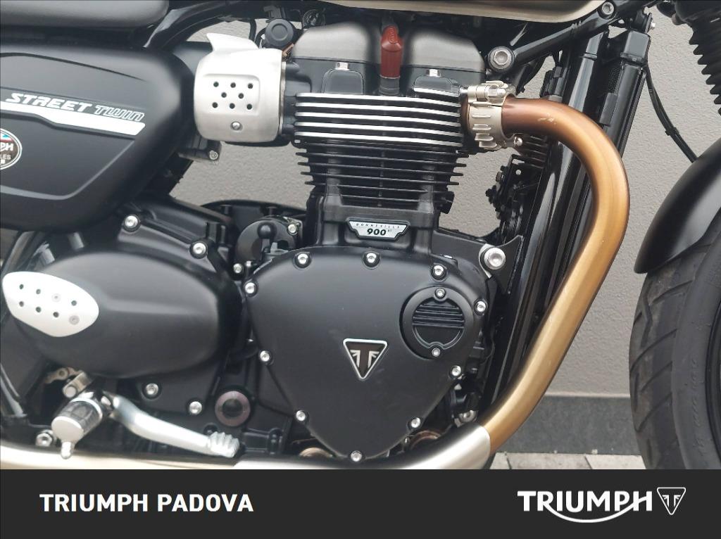 TRIUMPH Street Twin 900 