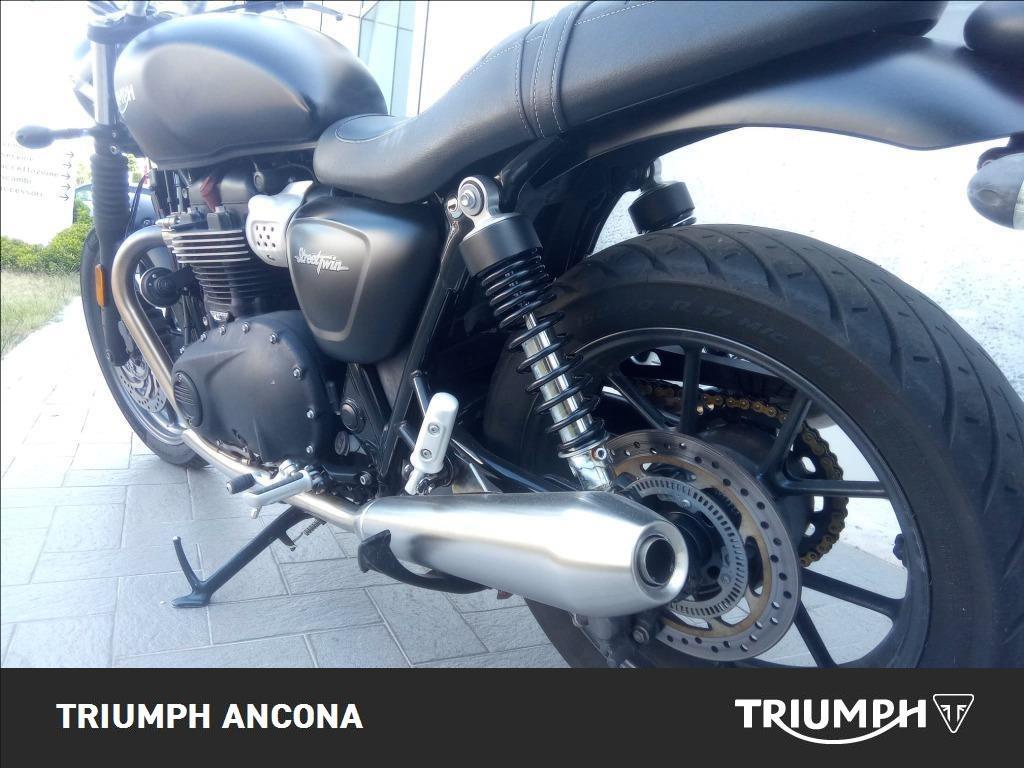 TRIUMPH Street Twin 900 