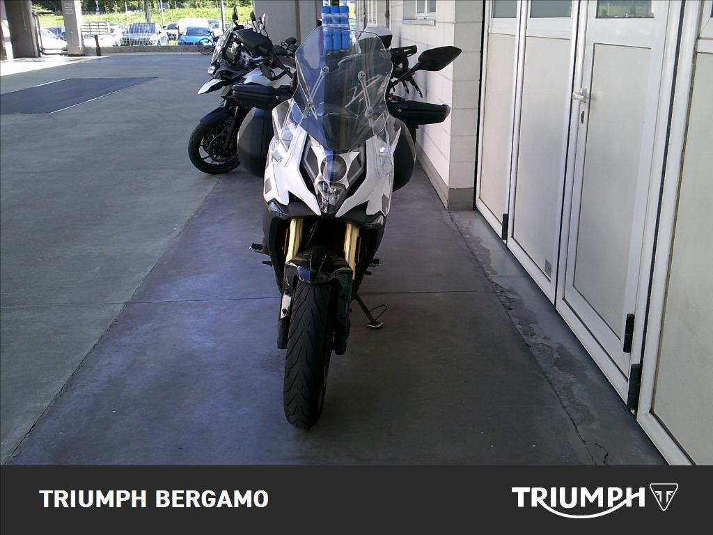 CFMOTO 650 MT Abs
