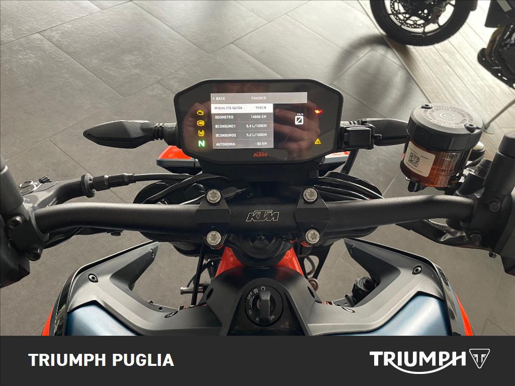 KTM 890 Duke R