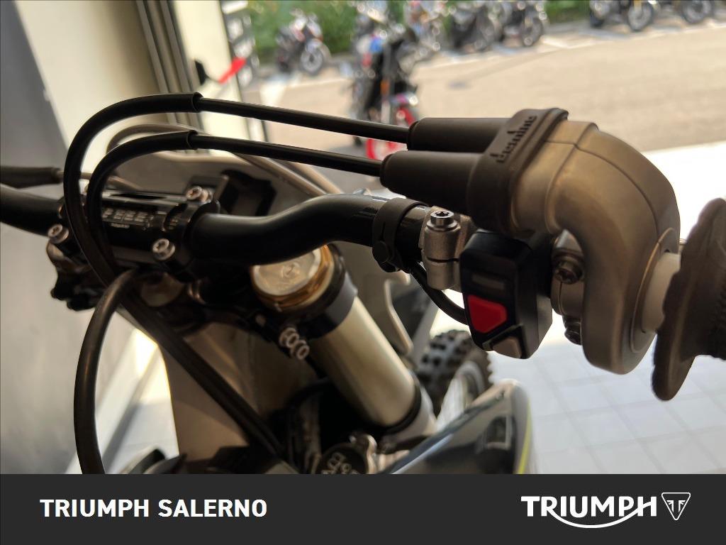TRIUMPH TF 250 X Abs