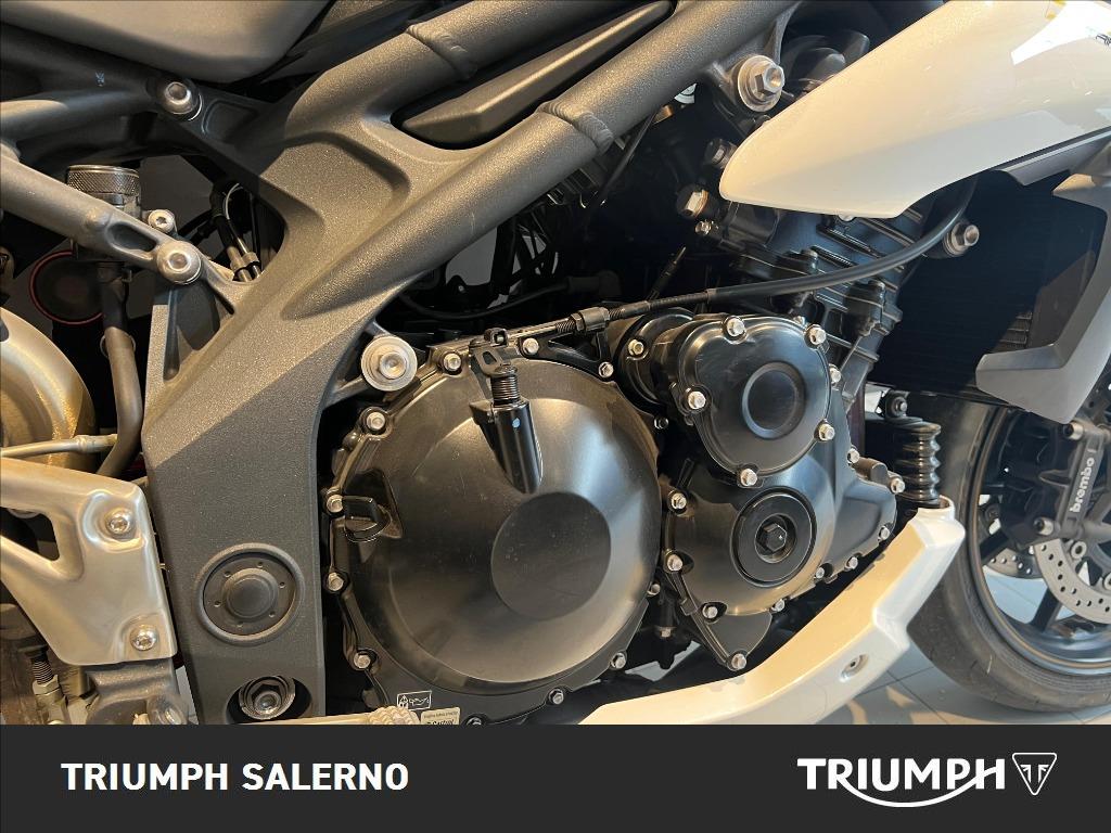 TRIUMPH Speed Triple 1050 