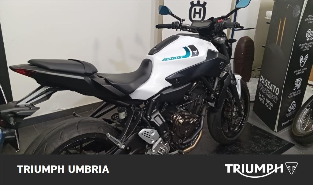YAMAHA MT-07 690 Abs