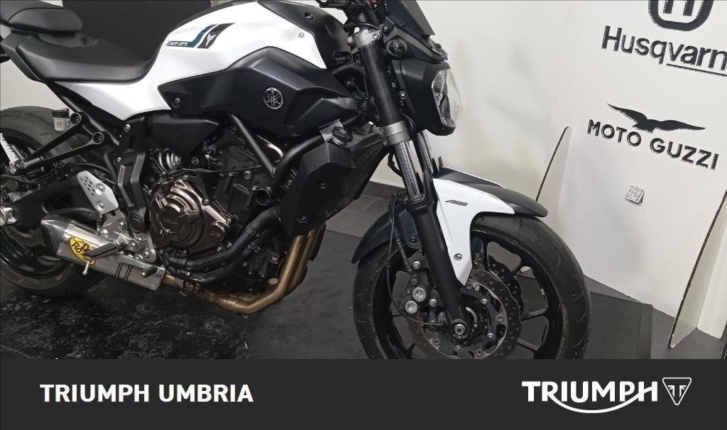YAMAHA MT-07 690 Abs