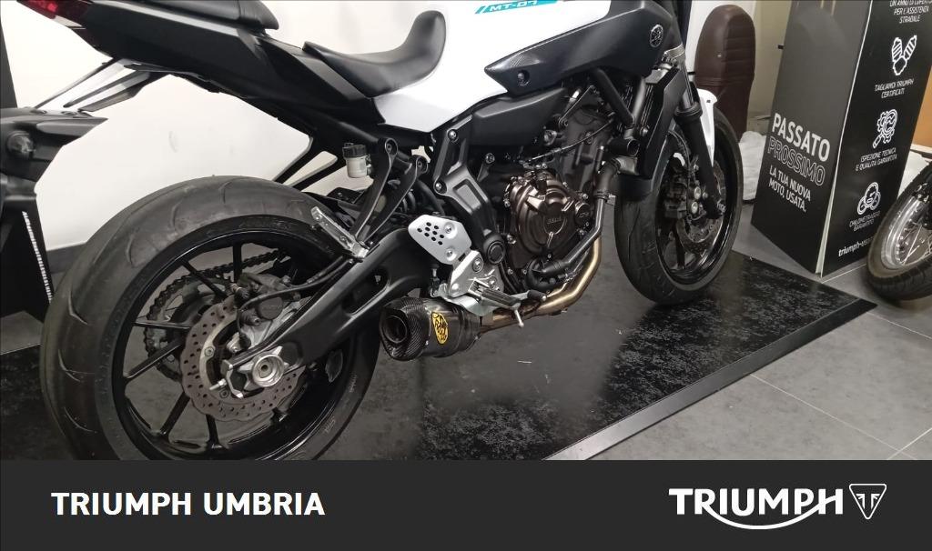 YAMAHA MT-07 690 Abs