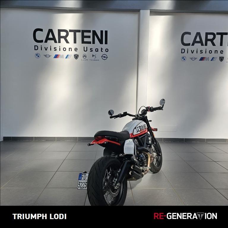 DUCATI Scrambler 800 Urban Motard