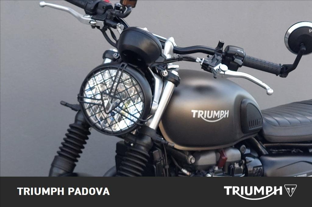 TRIUMPH Street Twin 900 