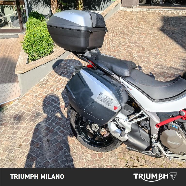 DUCATI Multistrada 1200 S White