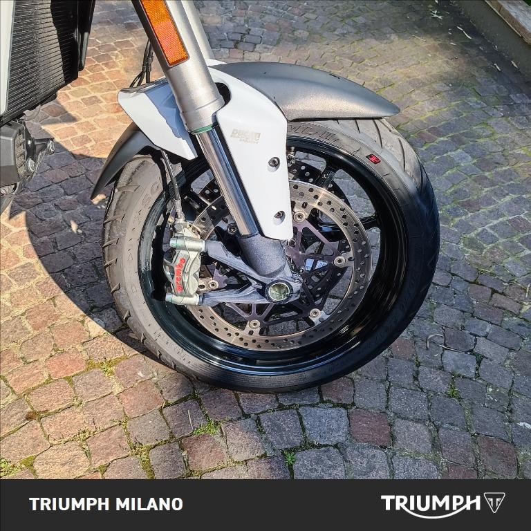 DUCATI Multistrada 1200 S White