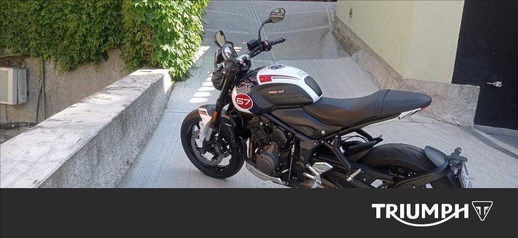 TRIUMPH Trident 660 Triple Tribute Abs