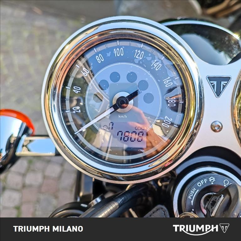 TRIUMPH Bonneville 900 T100 E5
