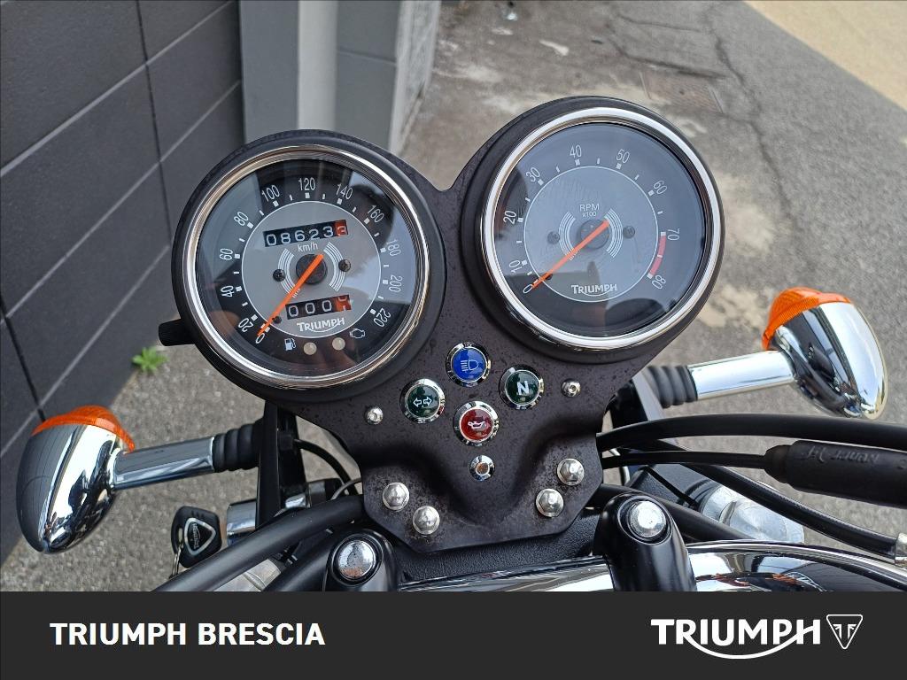 TRIUMPH Bonneville 865 SE