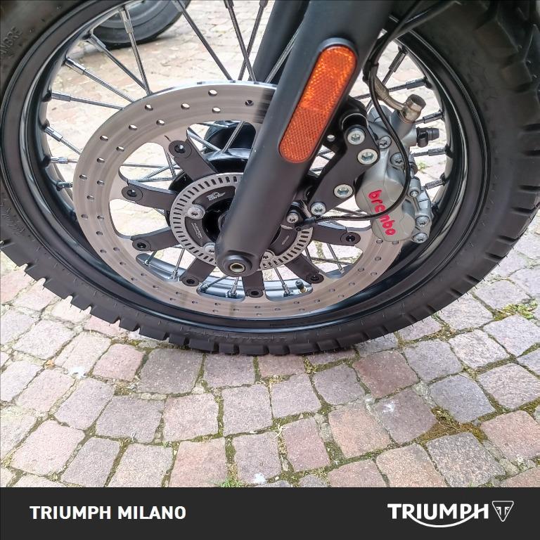 TRIUMPH Street Twin 900 