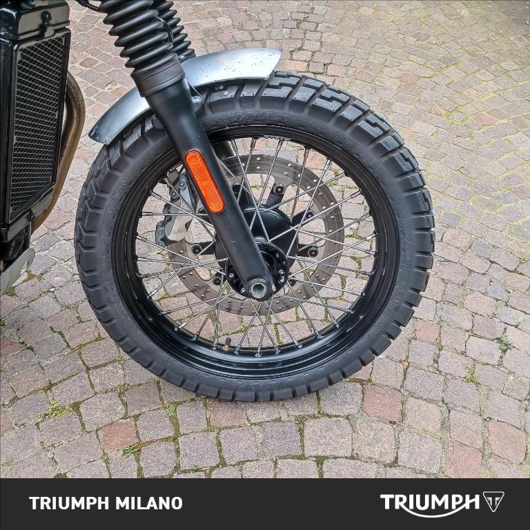TRIUMPH Street Twin 900 