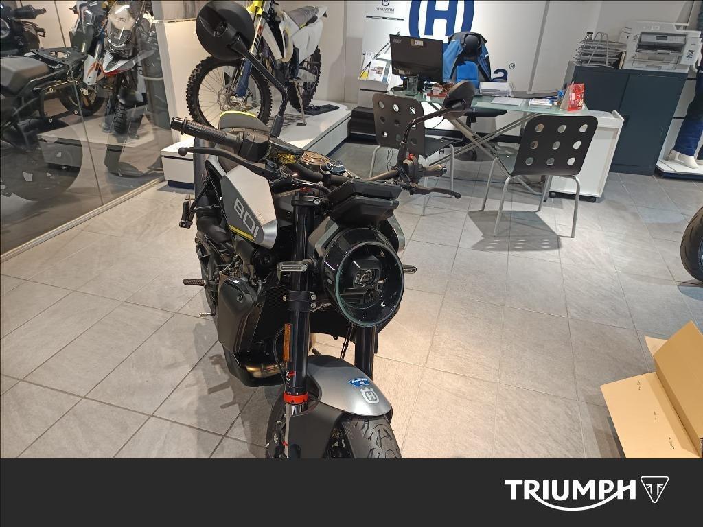HUSQVARNA Vitpilen 801 L