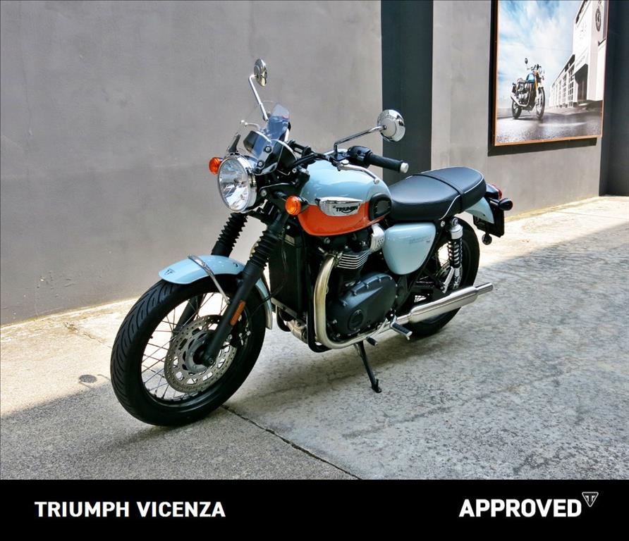 TRIUMPH Bonneville 900 T100 