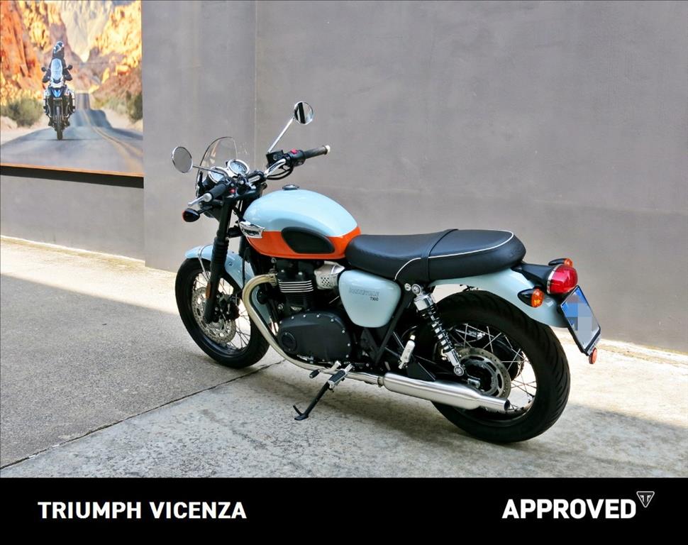 TRIUMPH Bonneville 900 T100 