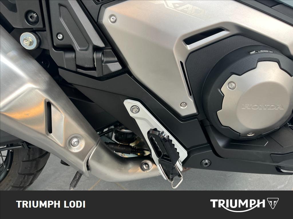 HONDA X-ADV 750 DCT Abs