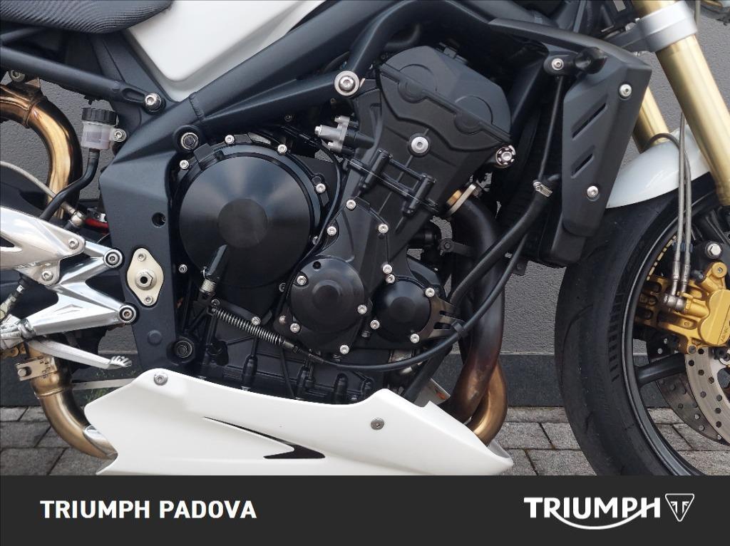 TRIUMPH Street Triple 675 