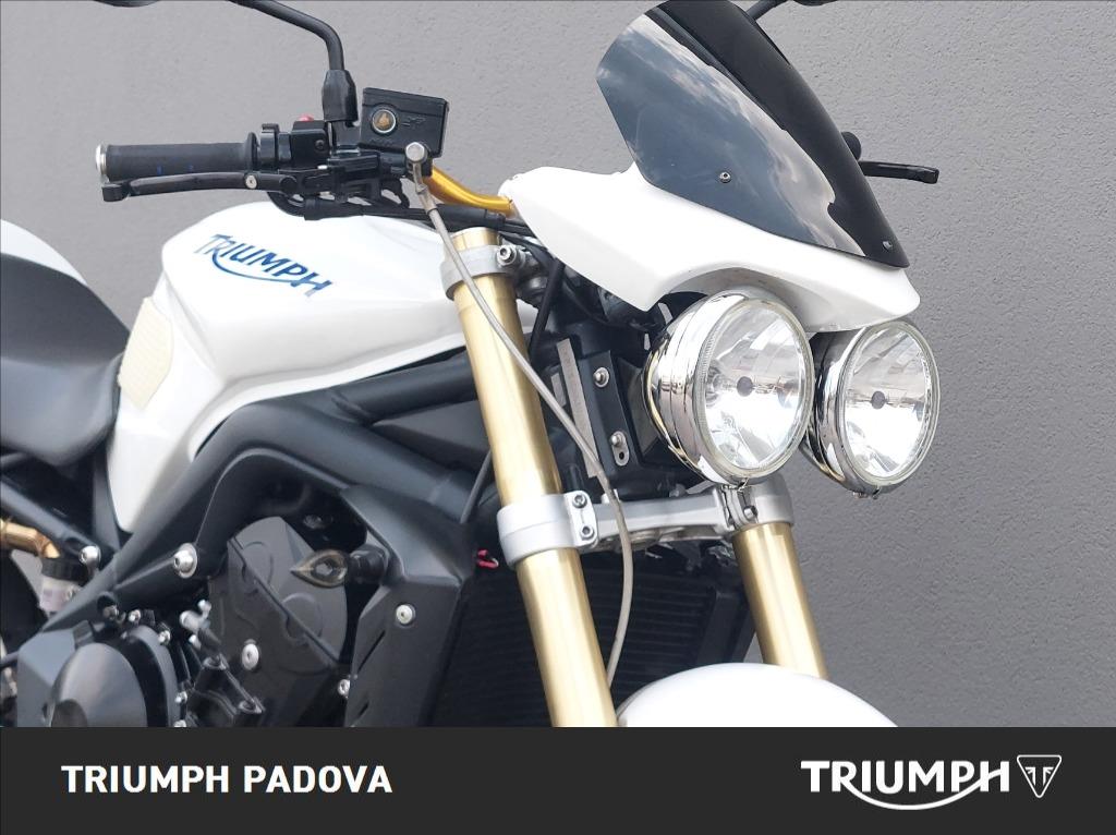 TRIUMPH Street Triple 675 
