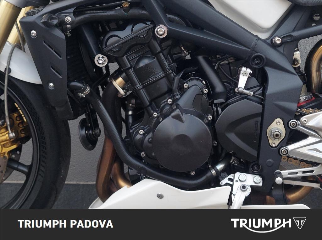 TRIUMPH Street Triple 675 
