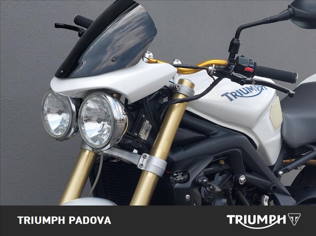 TRIUMPH Street Triple 675 