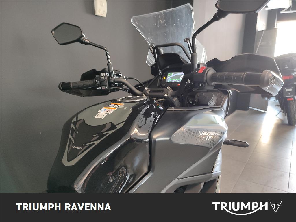 KAWASAKI Versys 650 Tourer Plus Metallic Moodust Grey Abs