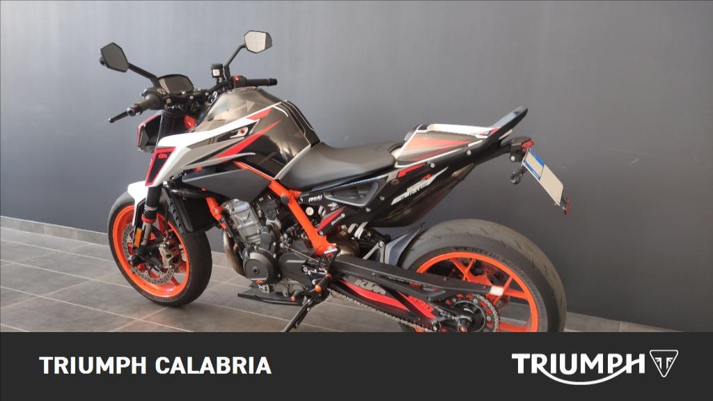 KTM 890 Duke R