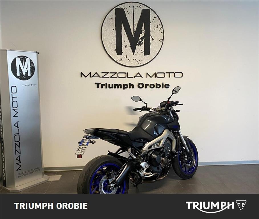 YAMAHA MT-09 850 