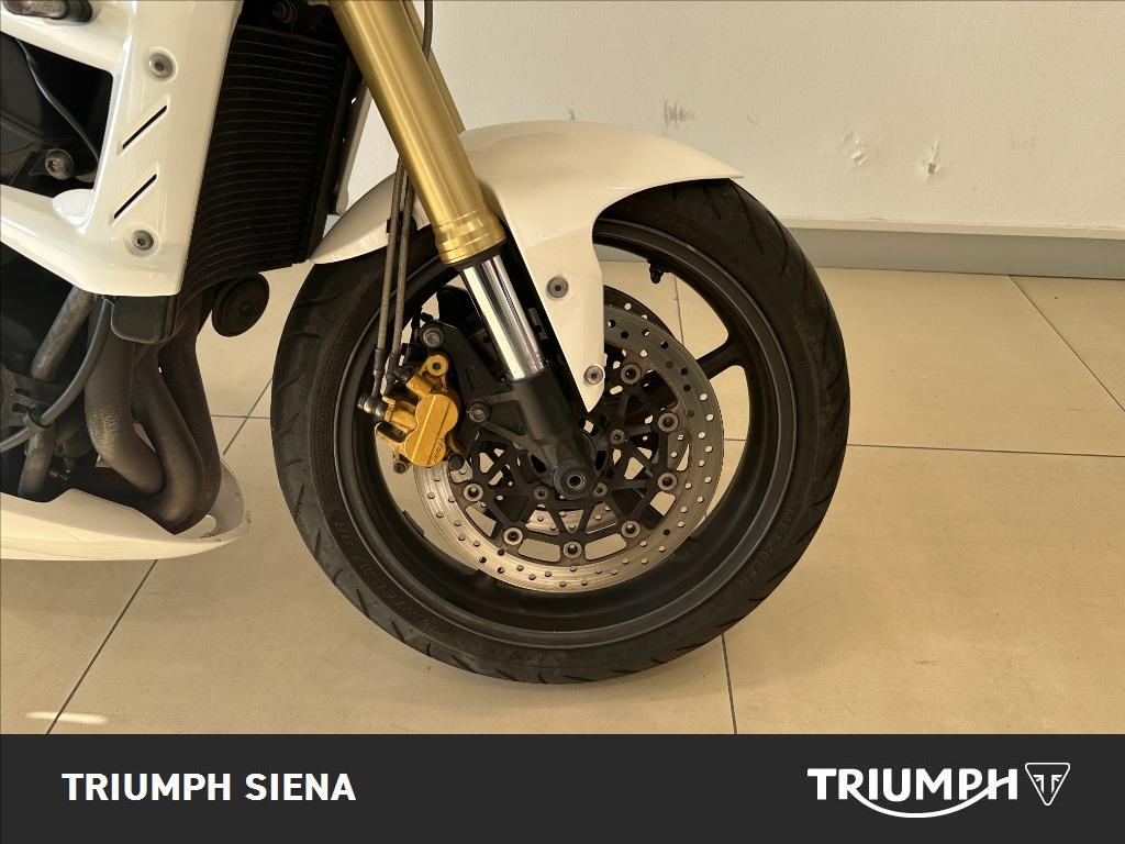 TRIUMPH Street Triple 675 