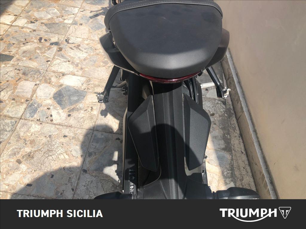 TRIUMPH Daytona 660 Abs