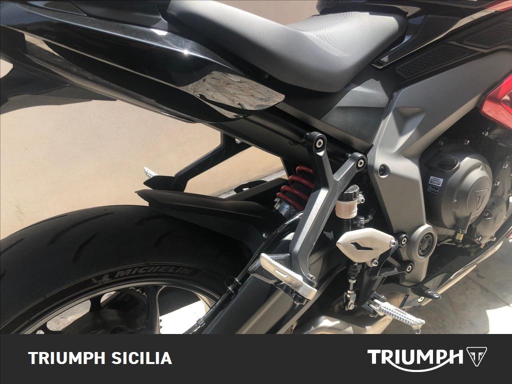 TRIUMPH Daytona 660 Abs