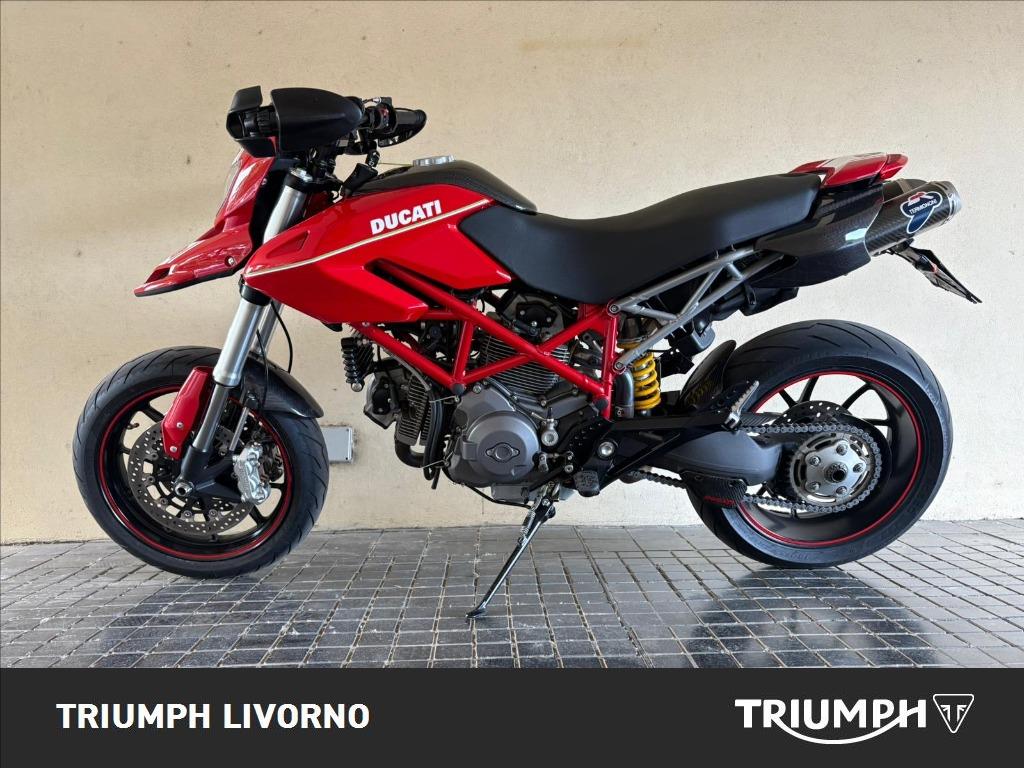 DUCATI Hypermotard 796 red