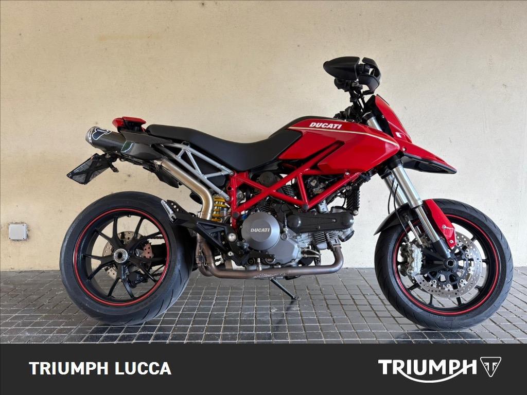 DUCATI Hypermotard 796 red