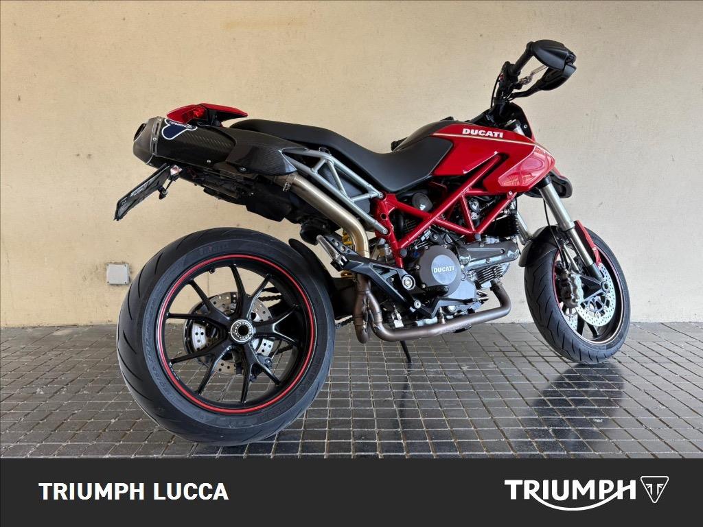 DUCATI Hypermotard 796 red