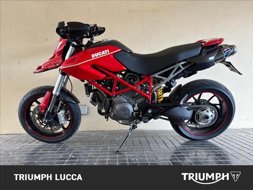 DUCATI Hypermotard 796 red