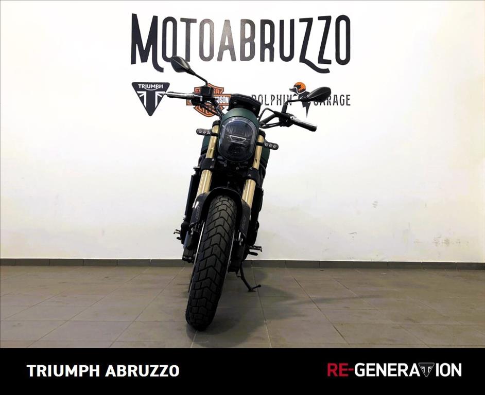 BENELLI Leoncino 800 