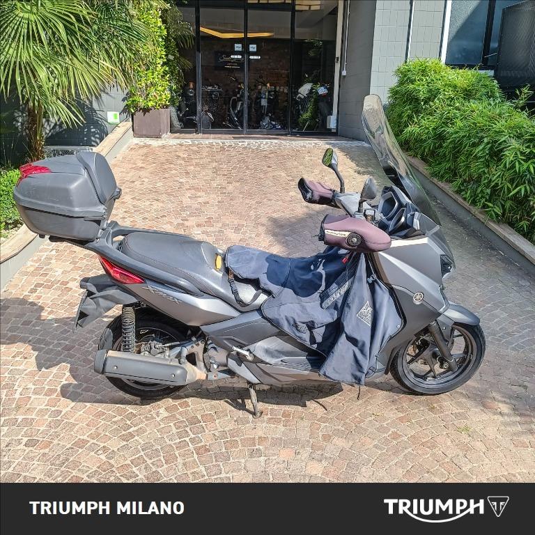 YAMAHA X-Max 250 