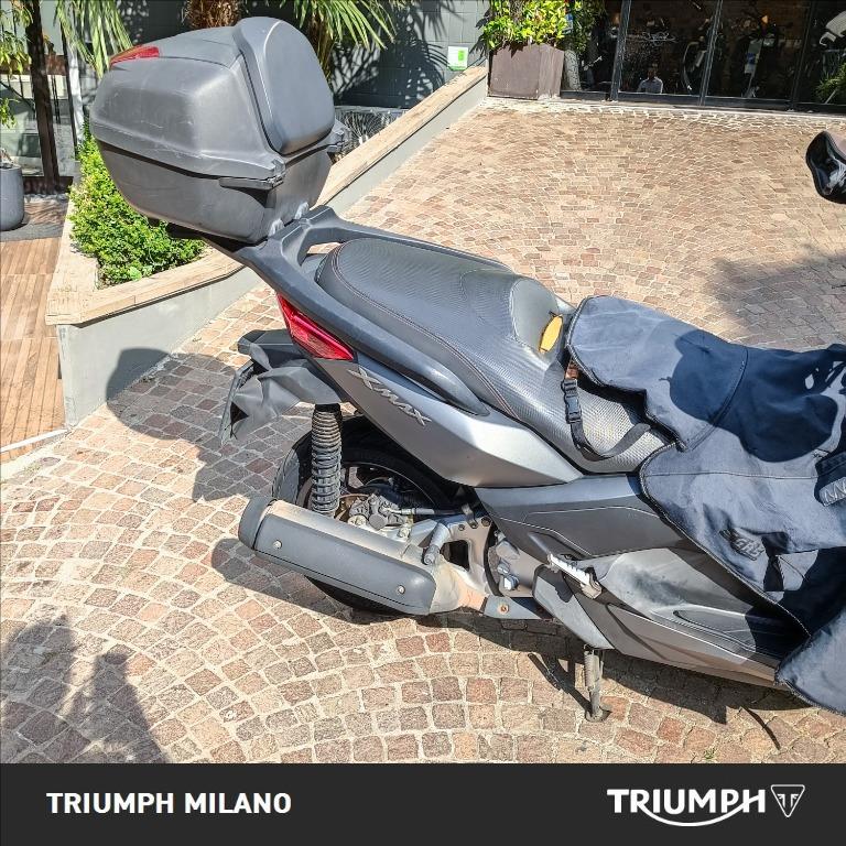YAMAHA X-Max 250 