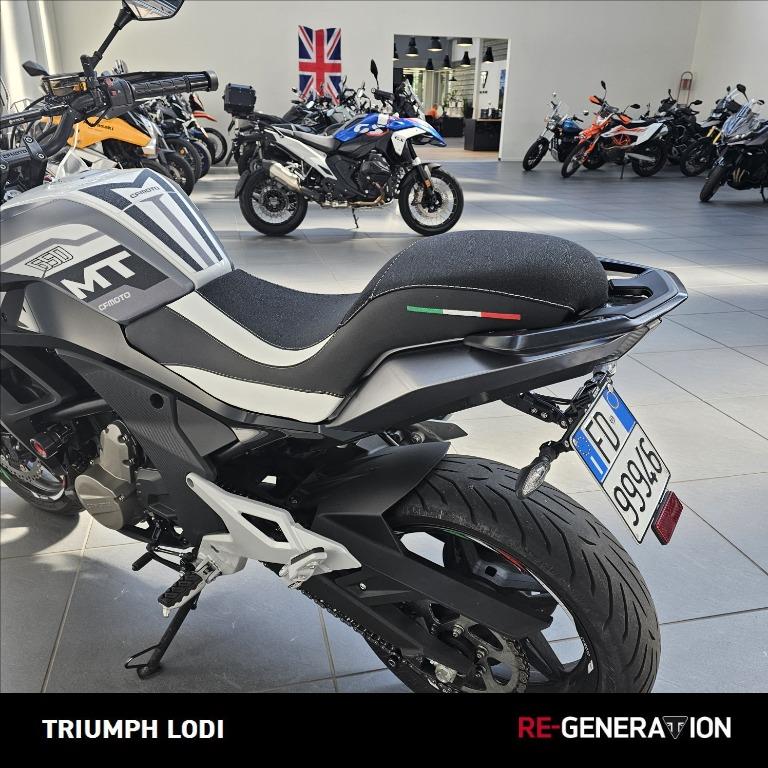 CFMOTO 650 MT Abs
