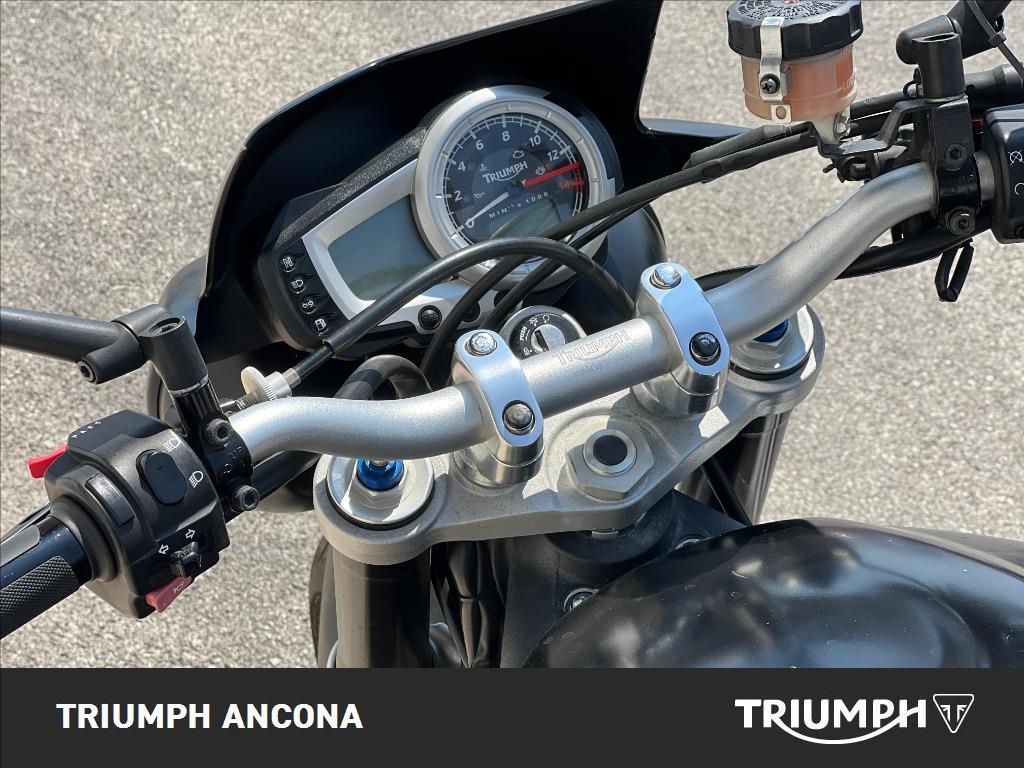 TRIUMPH Street Triple 675 