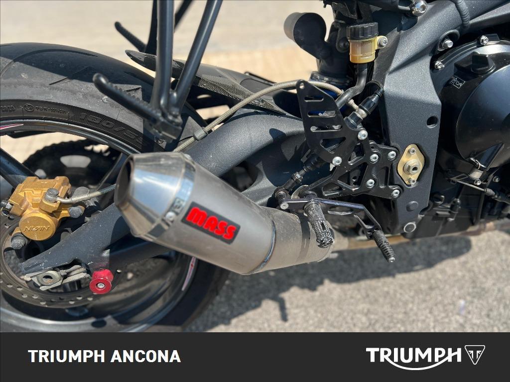 TRIUMPH Street Triple 675 